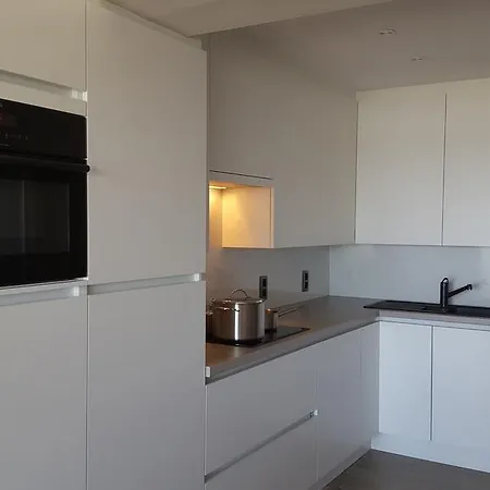 Apartement Cap. アパート
