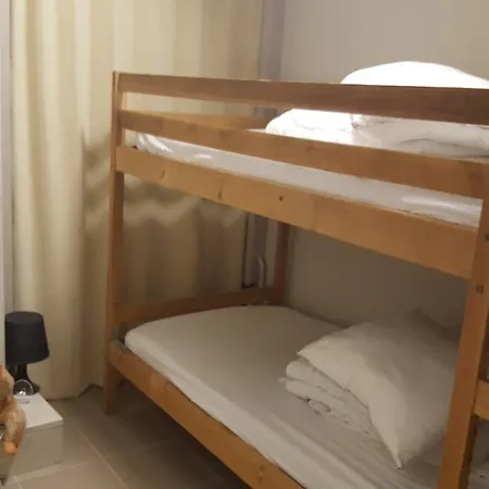 アパート Apartement Cap.